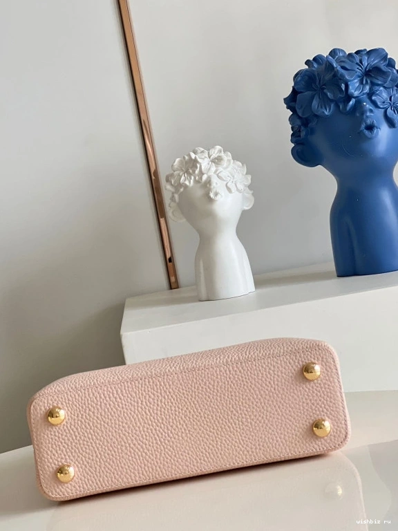 WIS LOUIS VUITTON CAPUCINES BB 0202